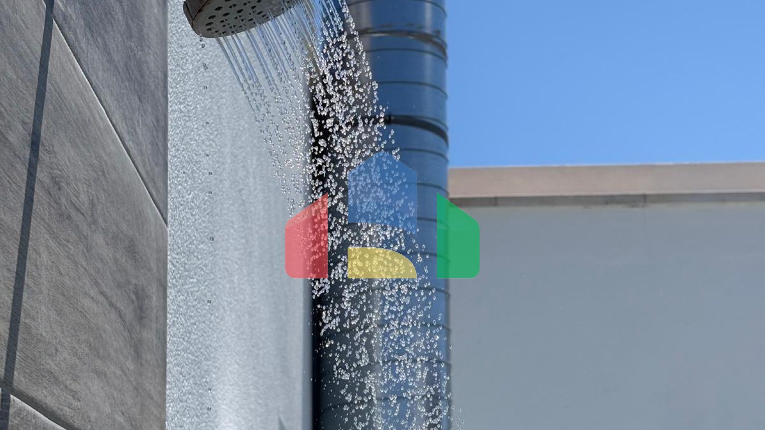 Эксклюзивная квартира в сердце Торревьехи ️ 2 спальни, ванная комната с барбекю и солярием с видом на мор