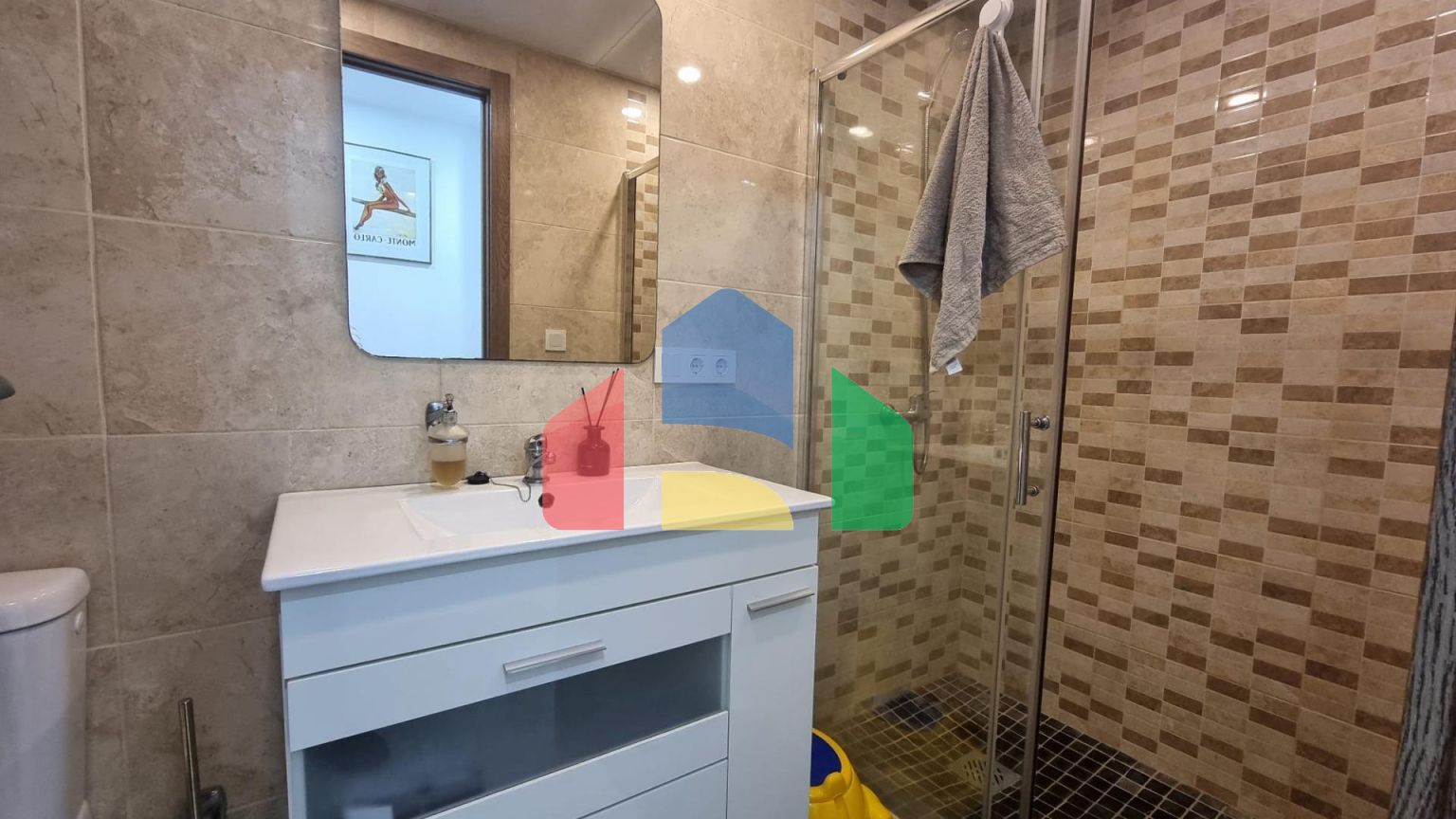 ДВА В ОДНОМ !!! ПРЕКРАСНАЯ ЦЕНТРАЛЬНАЯ КВАРТИРА ПОСЛЕ КАПИТАЛЬНОГО РЕМОНТА АДАПТИРОВАННАЯ ПОД ХОСТЕЛ