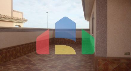 КРАСИВЫЙ ТАУНХАУС В ЛОС АЛЬТОС, ТОРРЕВЬЕХА