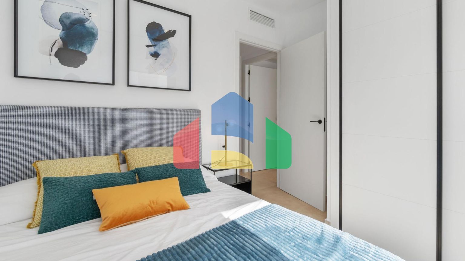 НОВЫЙ ЖИЛОЙ КОМПЛЕКС БУНГАЛО В ЛОС БАЛКОНЕС