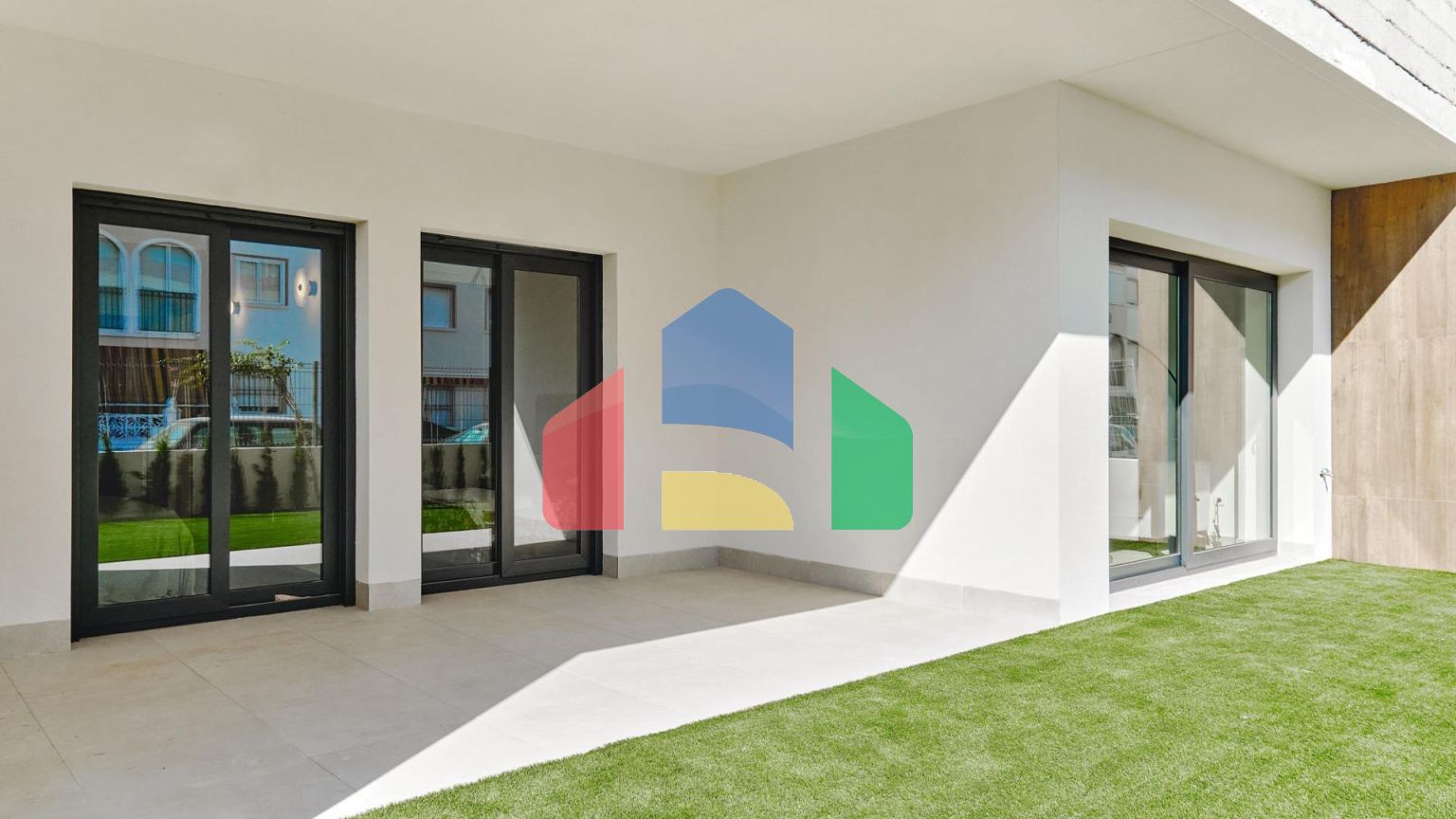 ДИЗАЙН-БУНГАЛО НА МОРЕ