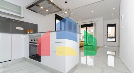 NEW BUILD VILLAS IN TORREVIEJA