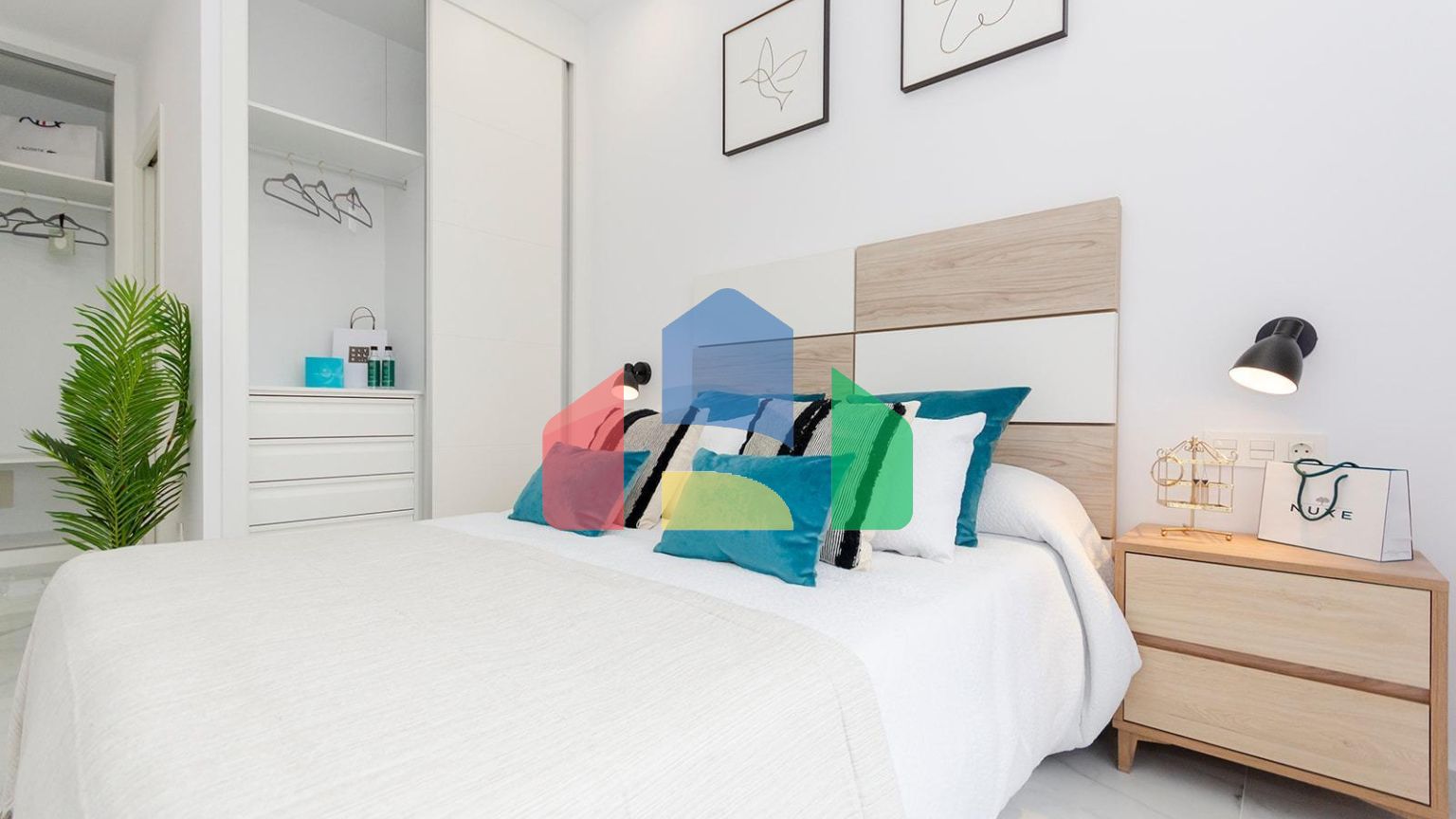 НОВЫЕ ВИЛЛЫ В ТОРРЕВЬЕХЕ