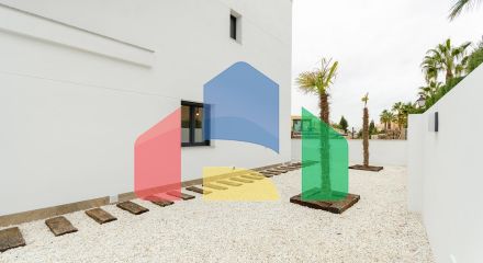 НОВЫЕ ВИЛЛЫ В ТОРРЕВЬЕХЕ