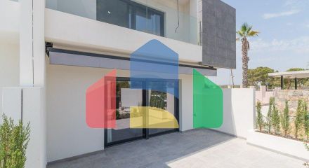 Новый жилой комплекс в Лос Балконес (Торревьеха) Новый жилой комплекс в Лос Балконес (Торревьеха)