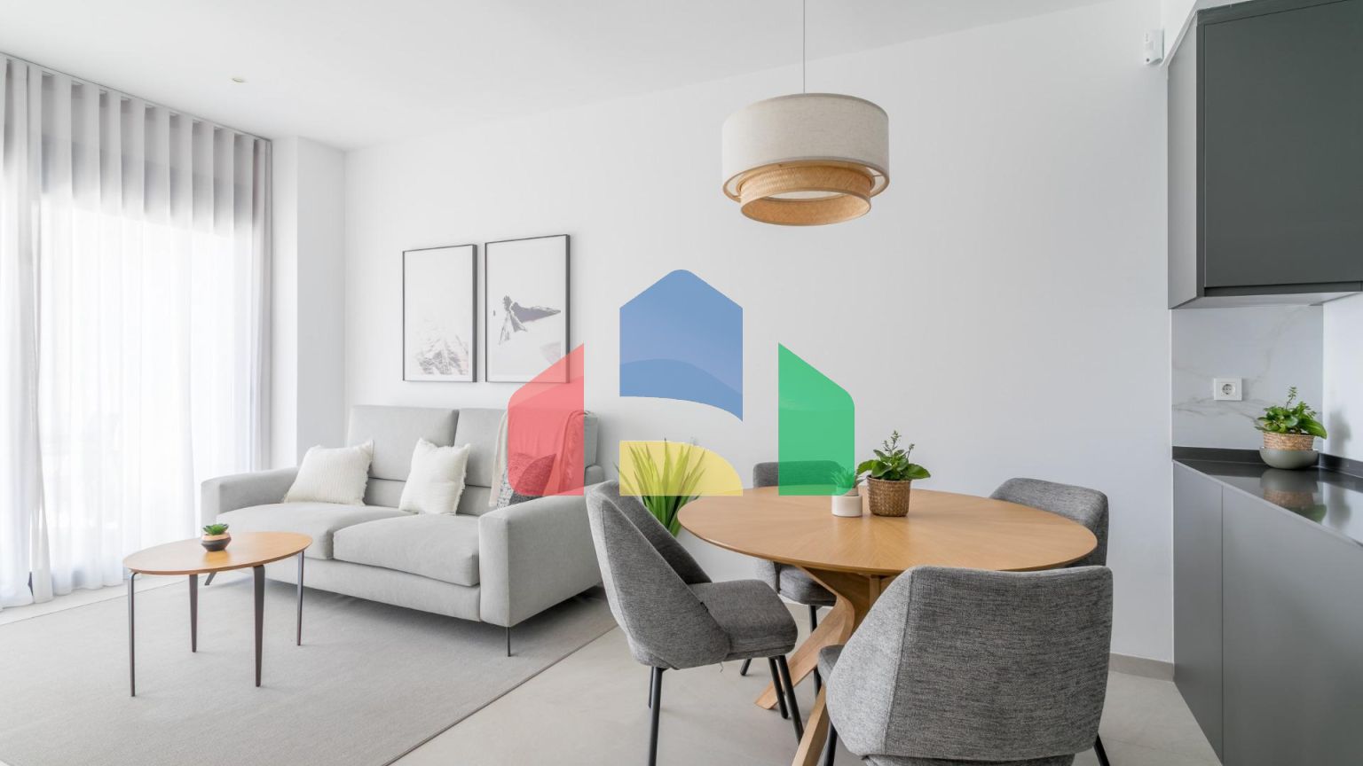 АПАРТАМЕНТЫ С ВИДОМ НА МОРЕ! НОВОСТРОЙ! 2 СПАЛЬНИ. 2 ВАННЫЕ КОМНАТЫ. БАССЕЙН. ПАРКИНГ.