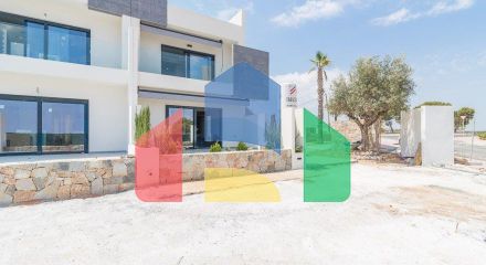 Новый жилой комплекс в Лос Балконес (Торревьеха) Новый жилой комплекс в Лос Балконес (Торревьеха)