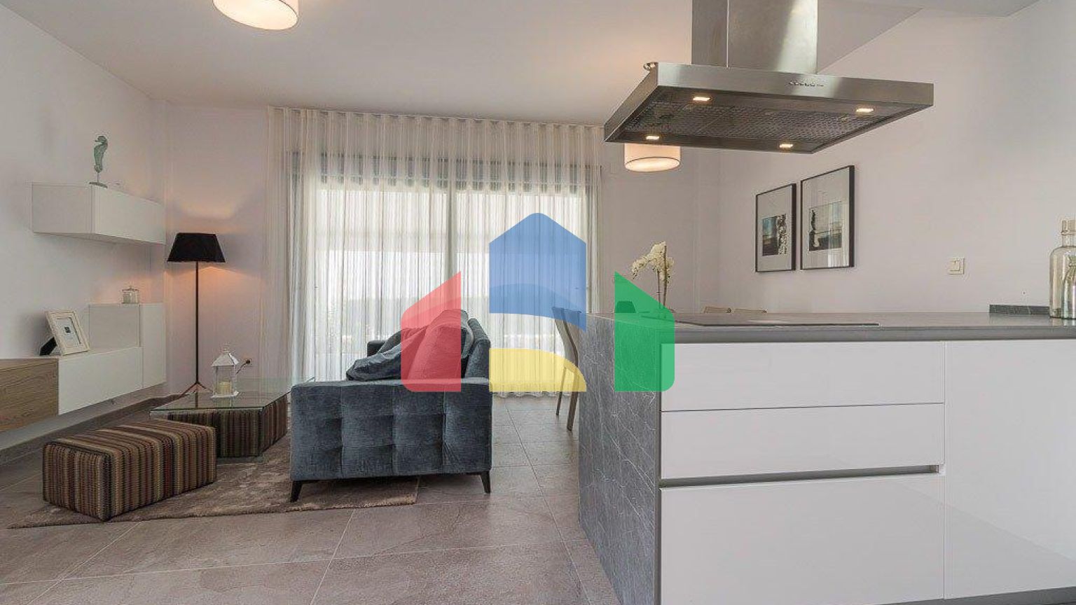 Новый жилой комплекс в Лос Балконес (Торревьеха)