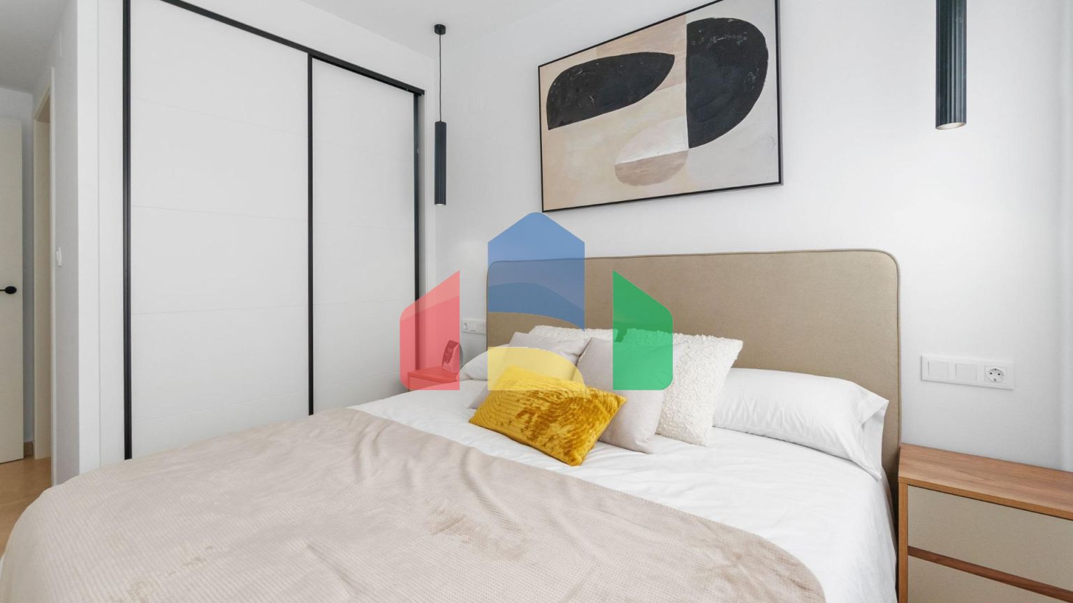 НОВЫЙ ЖИЛОЙ КОМПЛЕКС БУНГАЛО В ЛОС БАЛКОНЕС