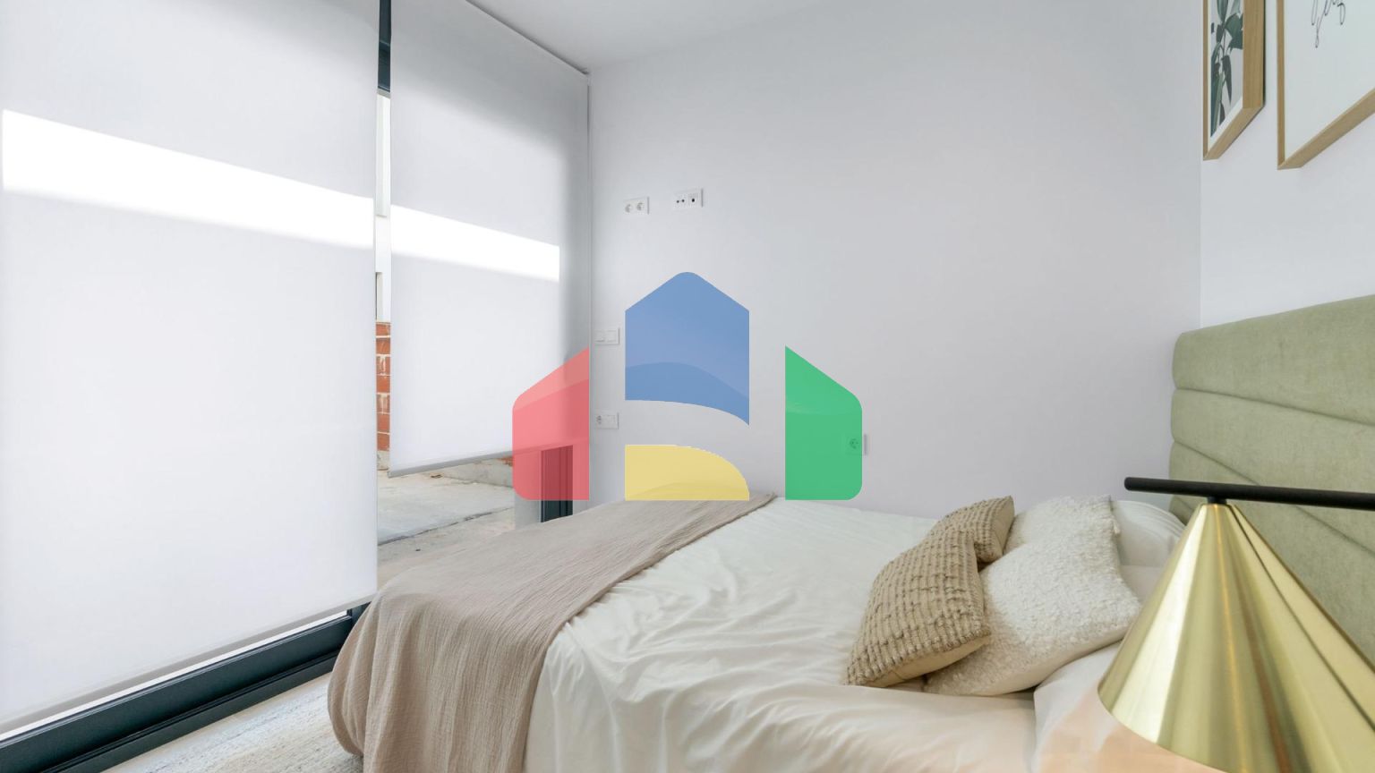 НОВЫЙ ЖИЛОЙ КОМПЛЕКС БУНГАЛО В ЛОС БАЛКОНЕС