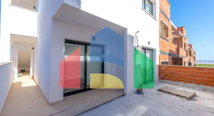 НОВЫЙ ЖИЛОЙ КОМПЛЕКС БУНГАЛО В ЛОС БАЛКОНЕС