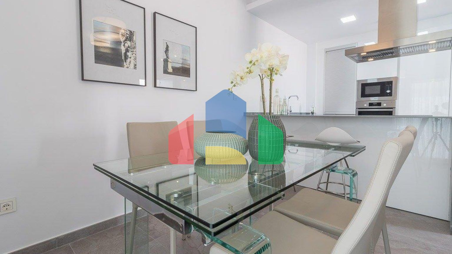 Новый жилой комплекс в Лос Балконес (Торревьеха)