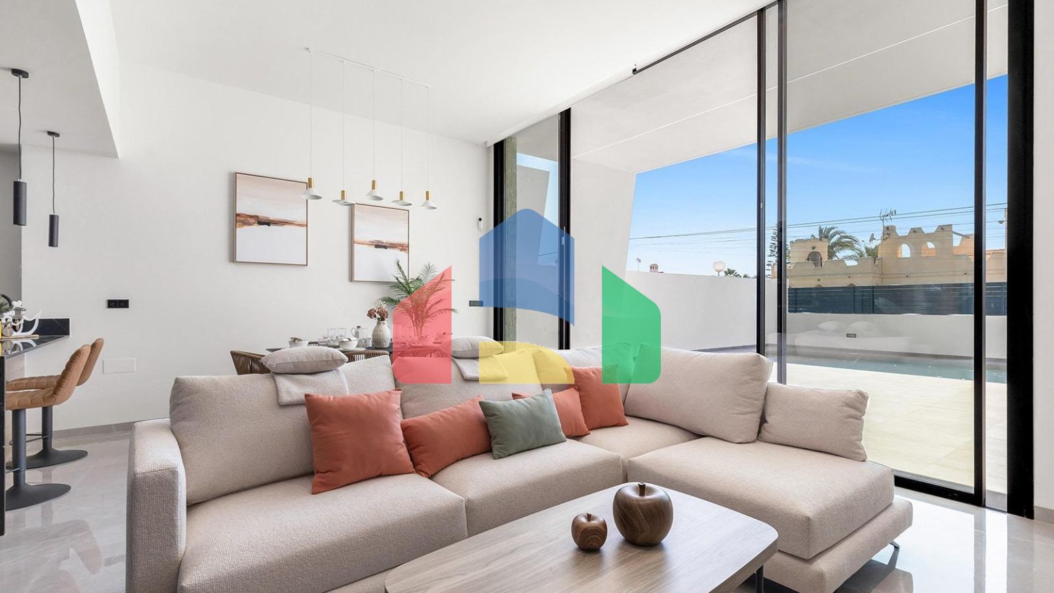 Одноэтажные виллы с частным бассейном в Торревьехе