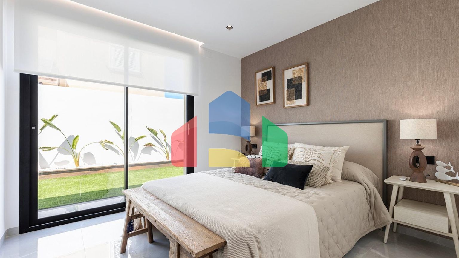 Одноэтажные виллы с частным бассейном в Торревьехе