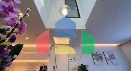 ШИКАРНАЯ ВИЛЛА ВОЗЛЕ МОРЯ. 3 СПАЛЬНИ. 3 ВАННЫЕ КОМНАТЫ. УЧАСТОК 200 М2. БАССЕЙН. СОЛЯРИЙ. ГАРАЖ.