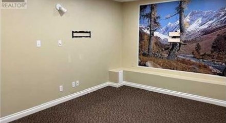 Commercial - Commercial/Retail - Cardston, Canada - Canada
