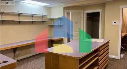 Commercial - Commercial/Retail - Cardston, Canada - Canada