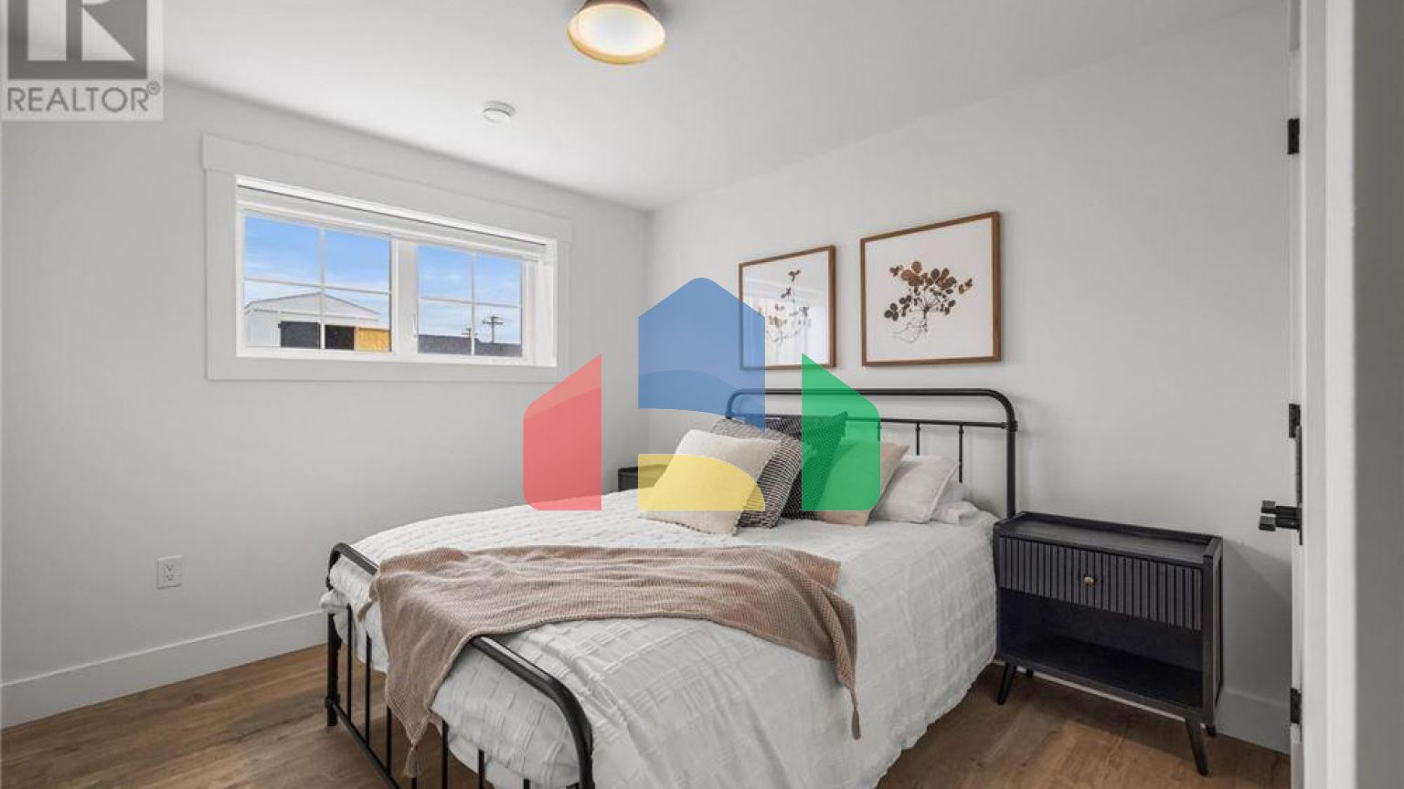 Residential - Single Family Home - Charlottetown, Canada - Canada