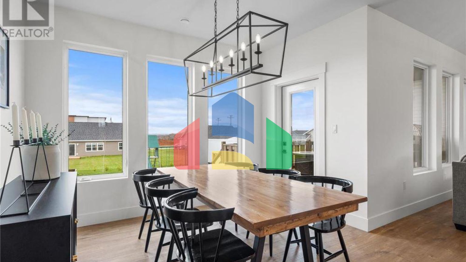 Residential - Single Family Home - Charlottetown, Canada - Canada