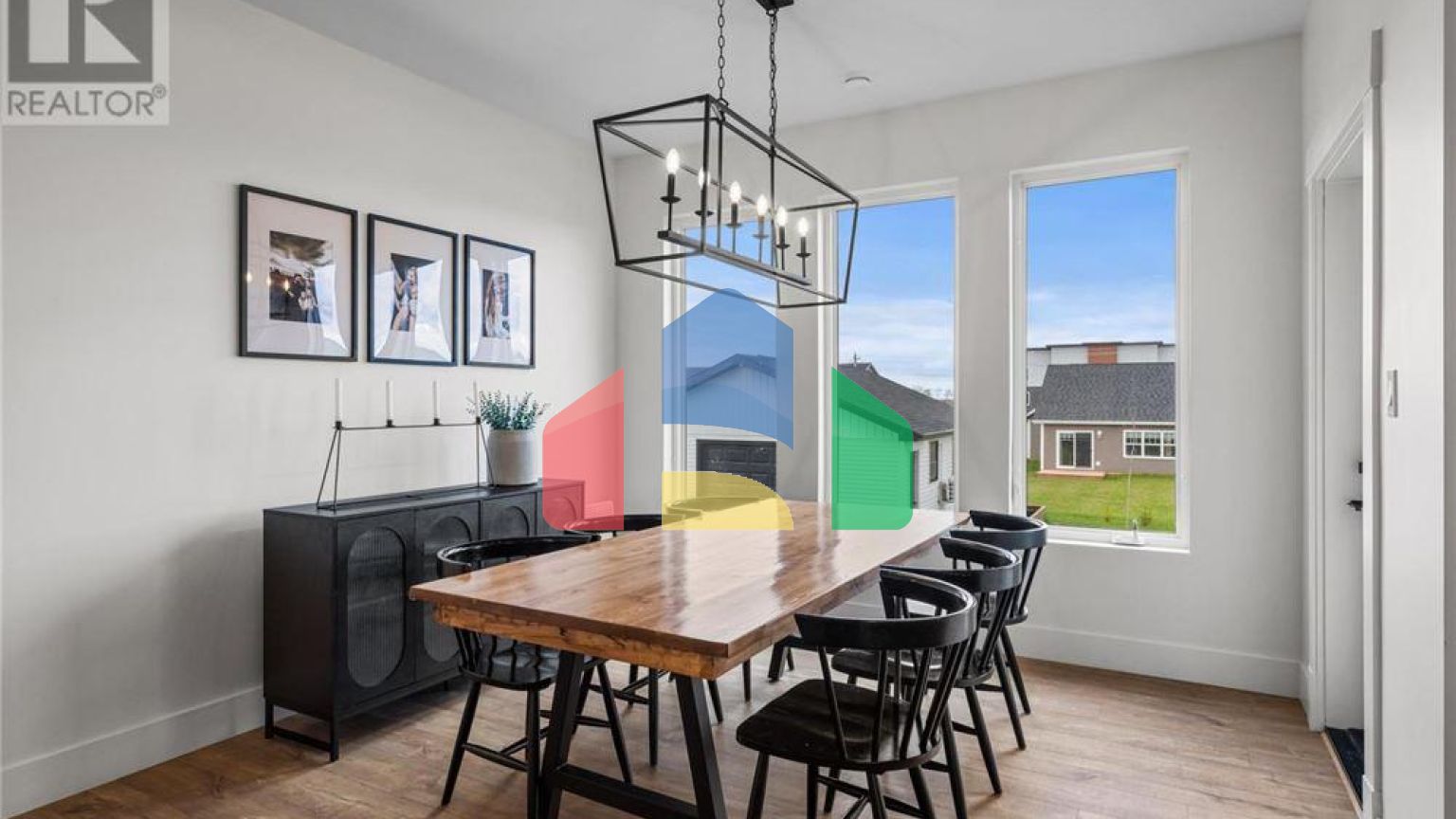 Residential - Single Family Home - Charlottetown, Canada - Canada