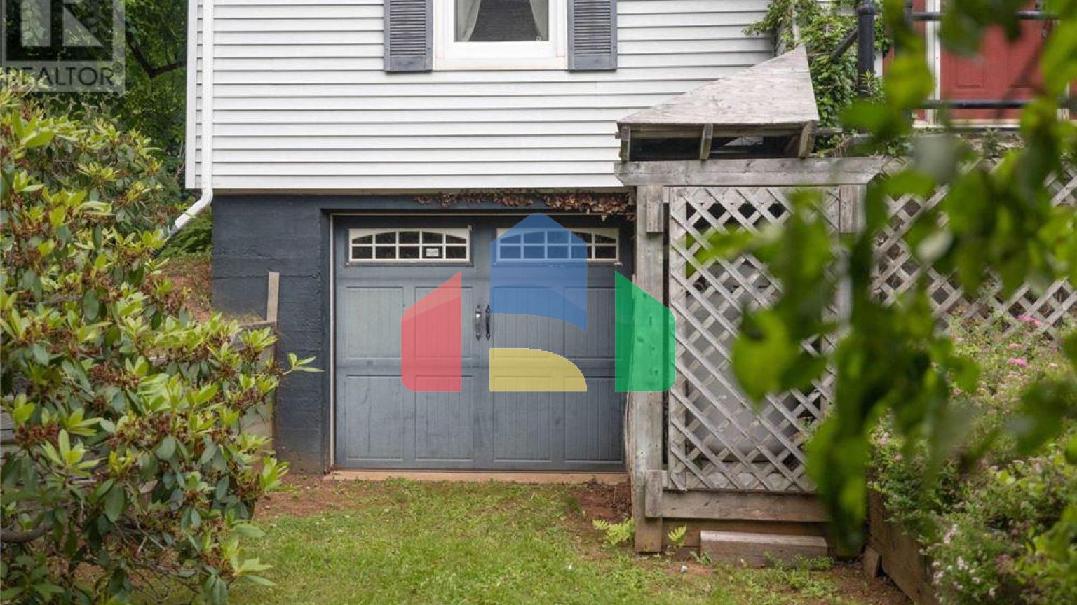 Residential - Single Family Home - Charlottetown, Canada - Canada