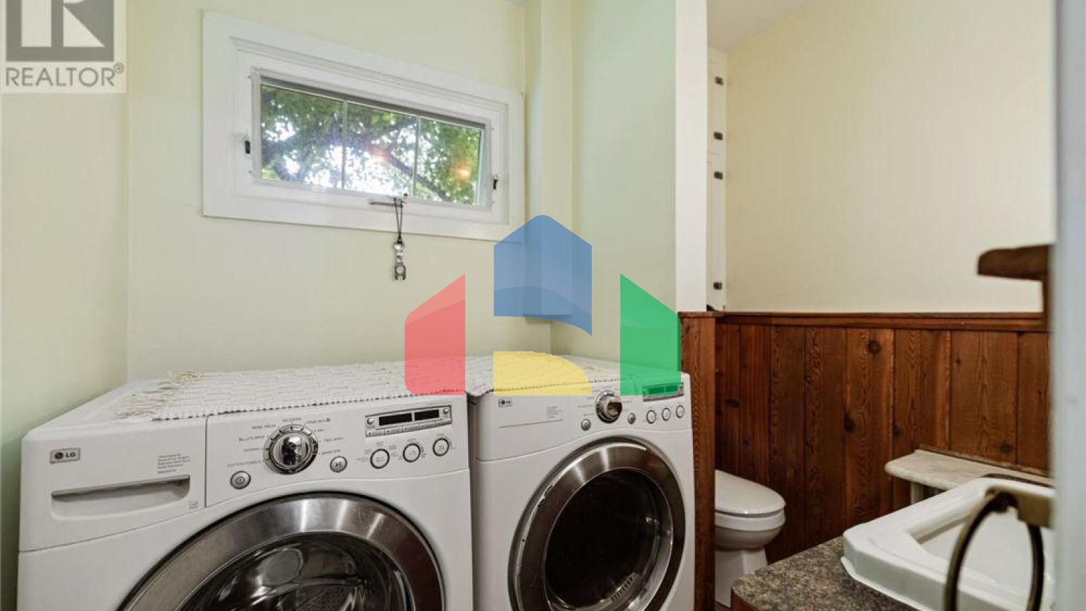 Residential - Single Family Home - Charlottetown, Canada - Canada