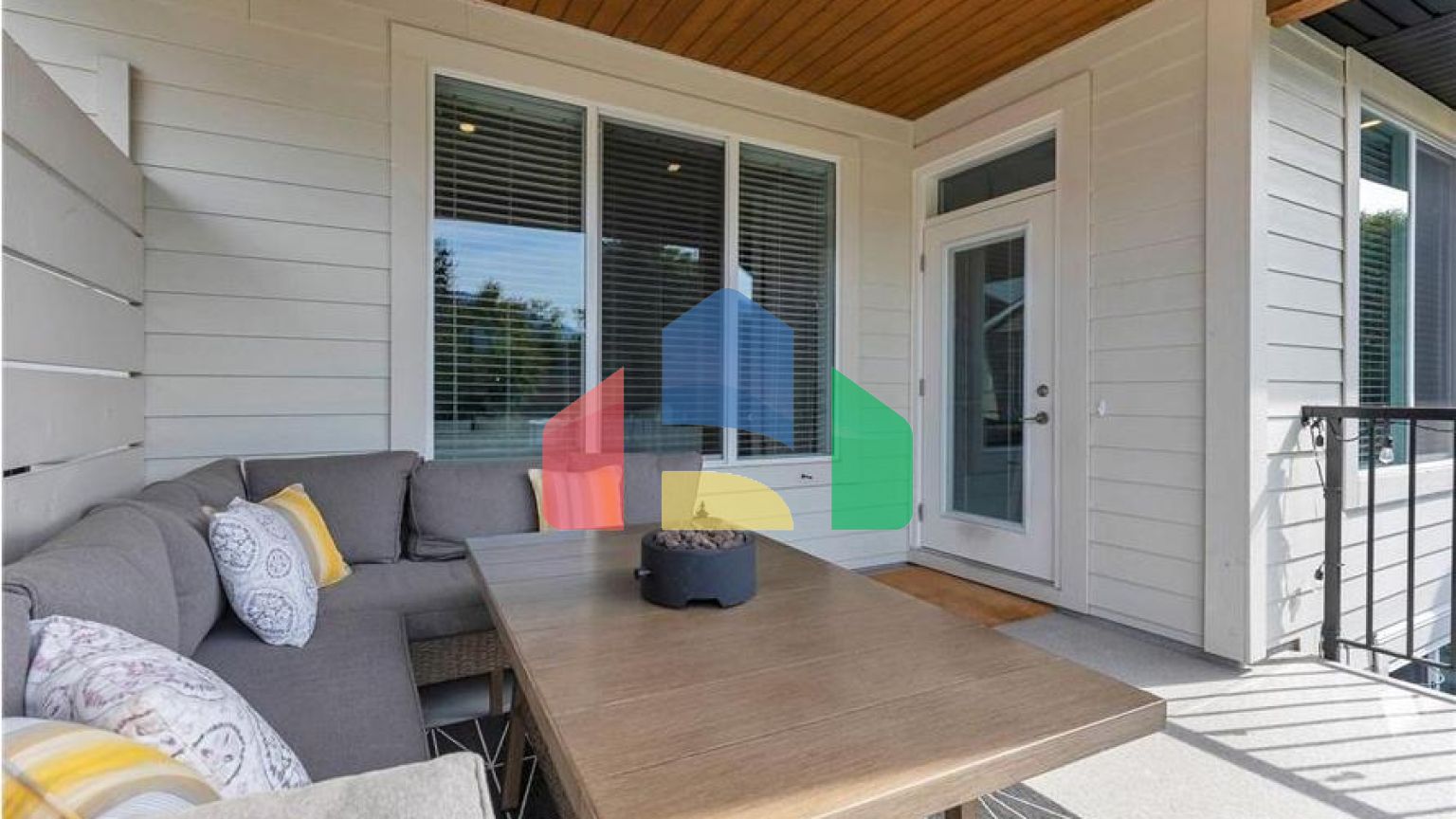 Residential - Single Family Home - Chilliwack, Canada - Canada