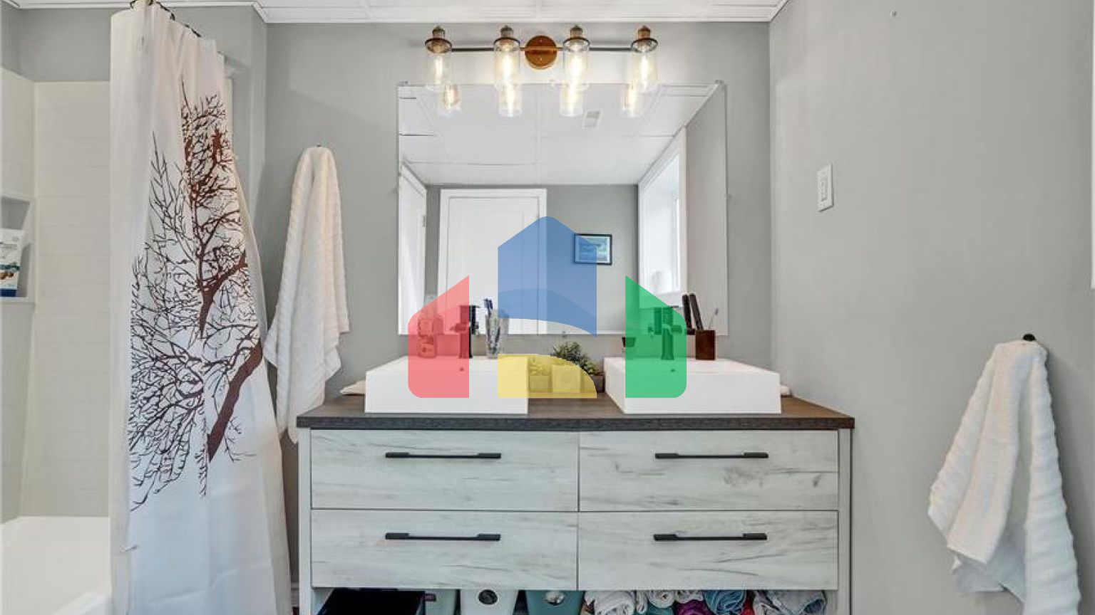 Residential - Single Family Home - Chilliwack, Canada - Canada