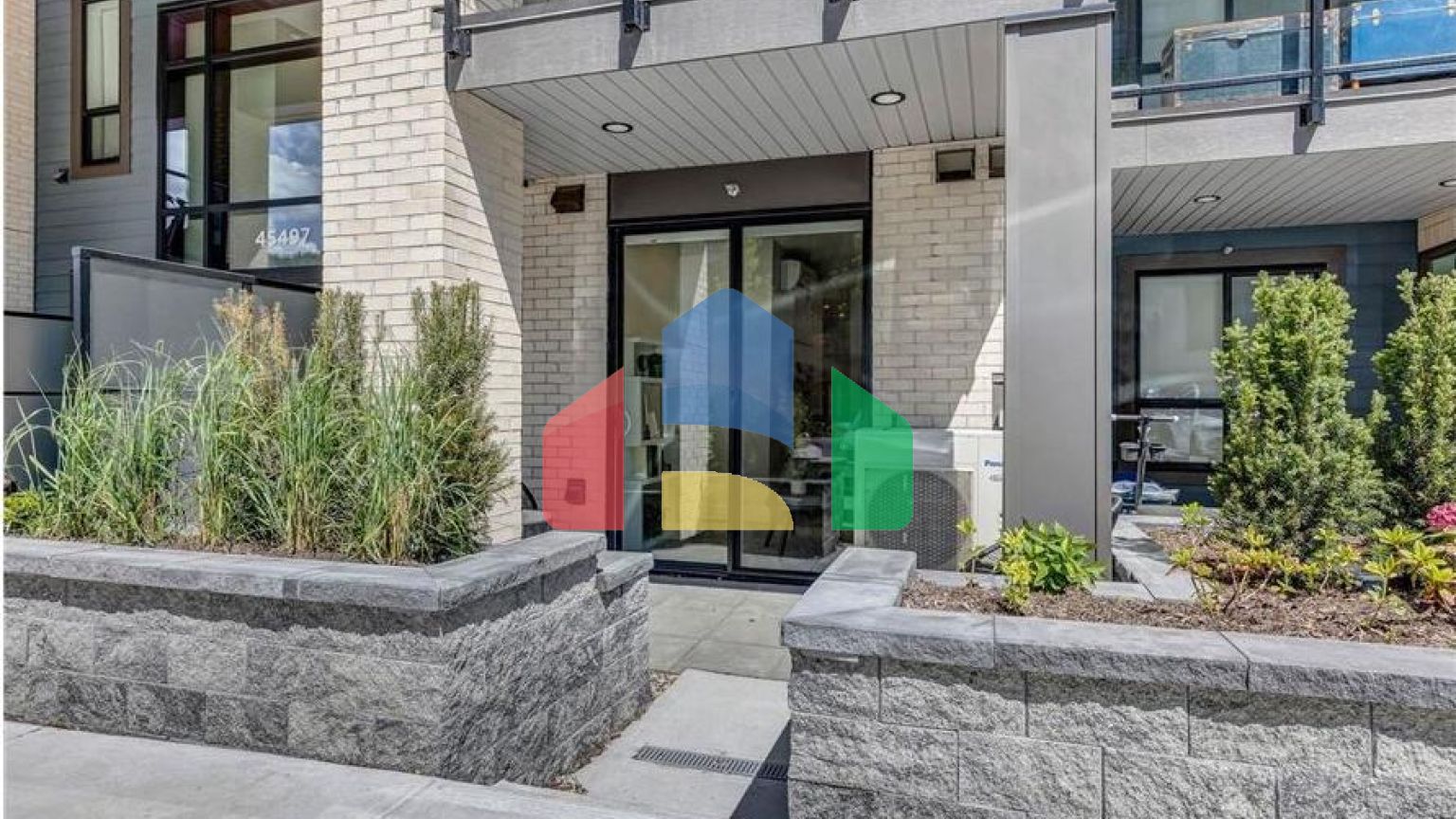 Residential - Condo/Apartment - Chilliwack, Canada - Canada