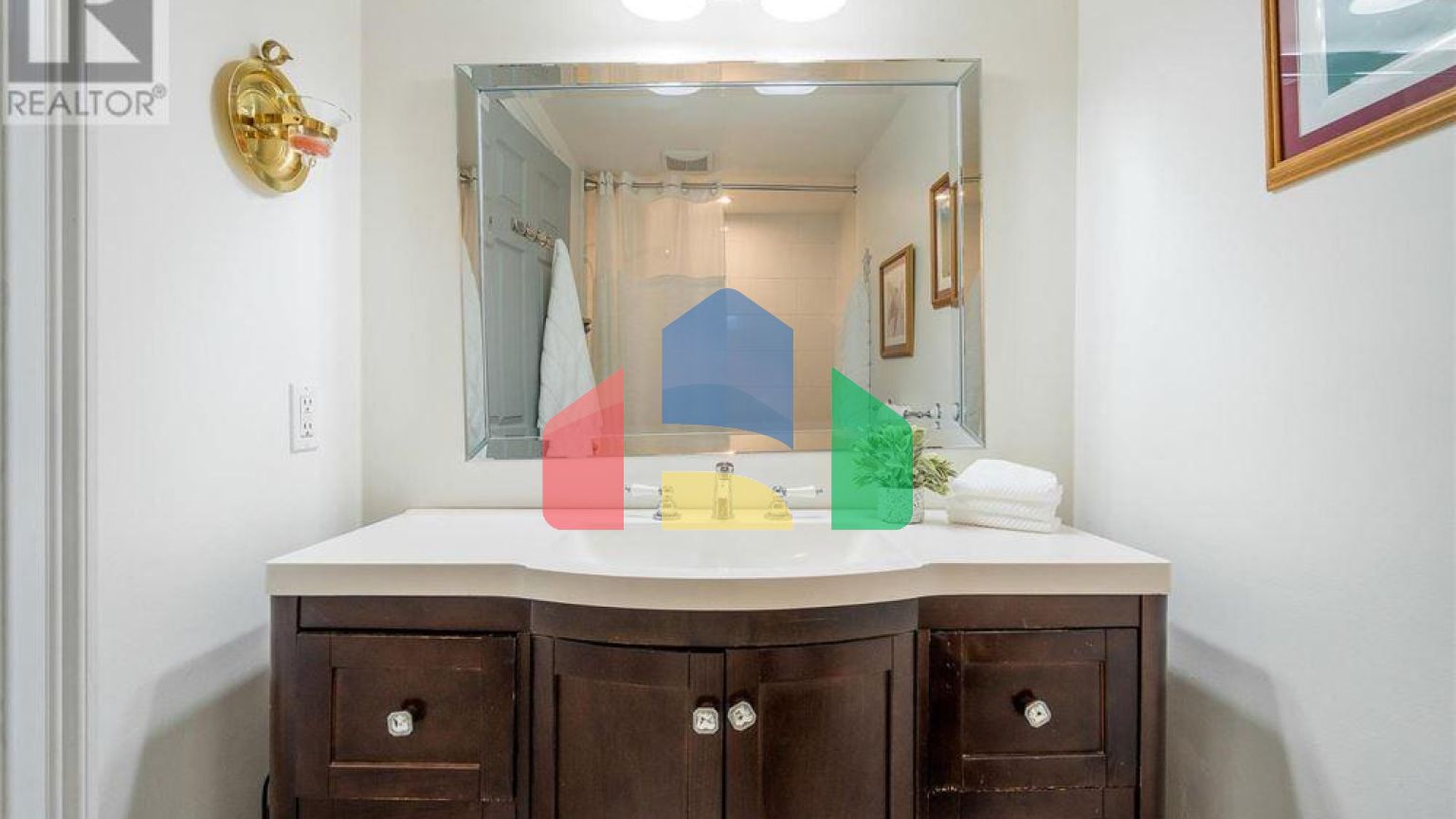 Residential - Condo/Apartment - Collingwood, Canada - Canada