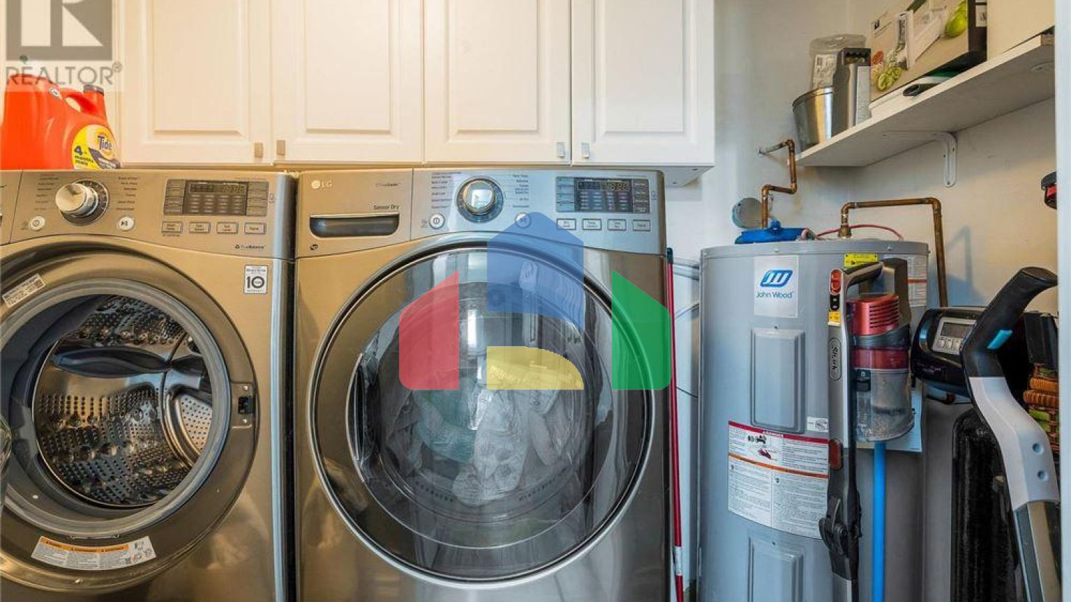 Residential - Condo/Apartment - Collingwood, Canada - Canada