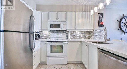 Residential - Condo/Apartment - Collingwood, Canada - Canada
