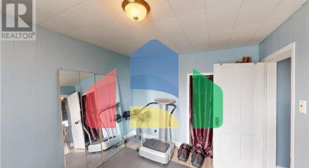 Residential - Single Family Home - Cranbrook, Canada - Canada