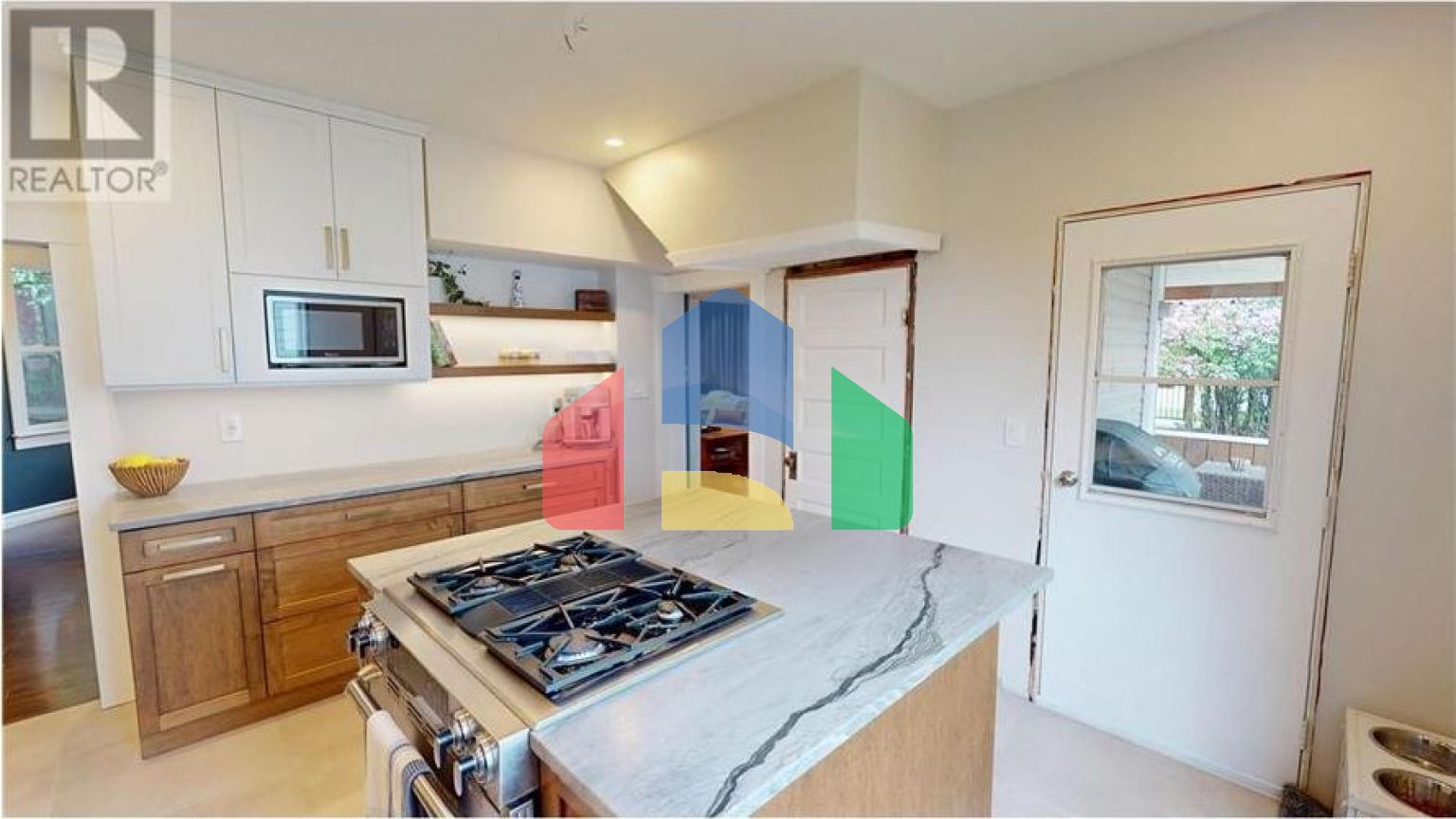 Residential - Single Family Home - Cranbrook, Canada - Canada