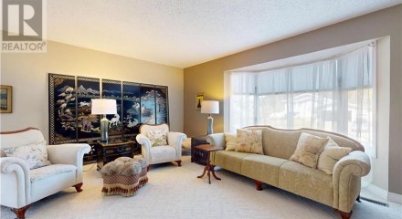 Residential - Single Family Home - Cranbrook, Canada - Canada
