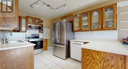 Residential - Single Family Home - Cranbrook, Canada - Canada