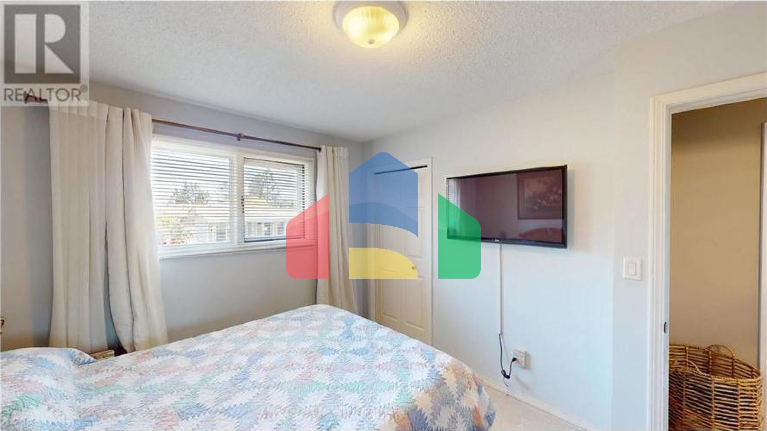 Residential - Single Family Home - Cranbrook, Canada - Canada