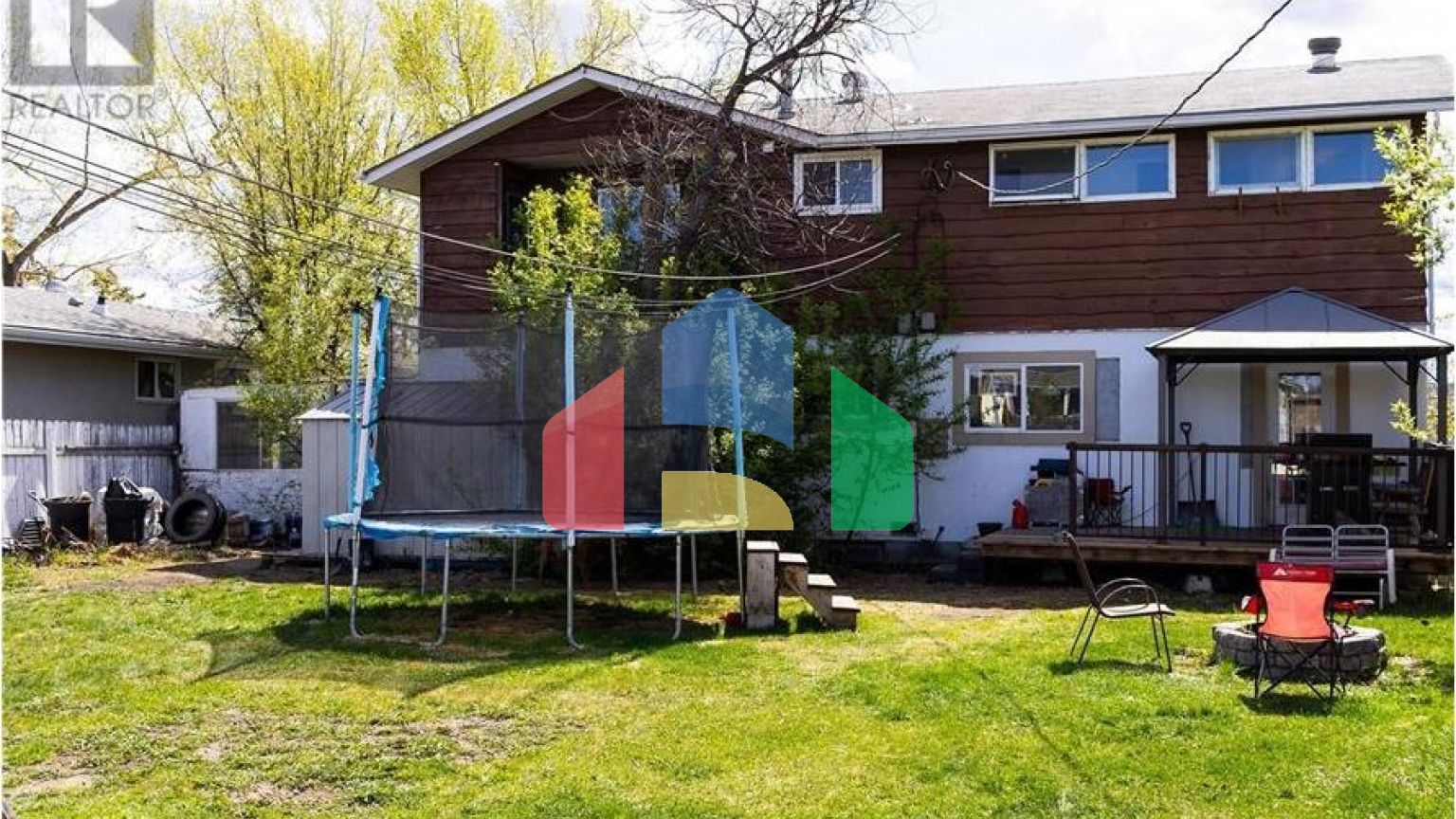 Residential - Single Family Home - Dawson Creek, Canada - Canada