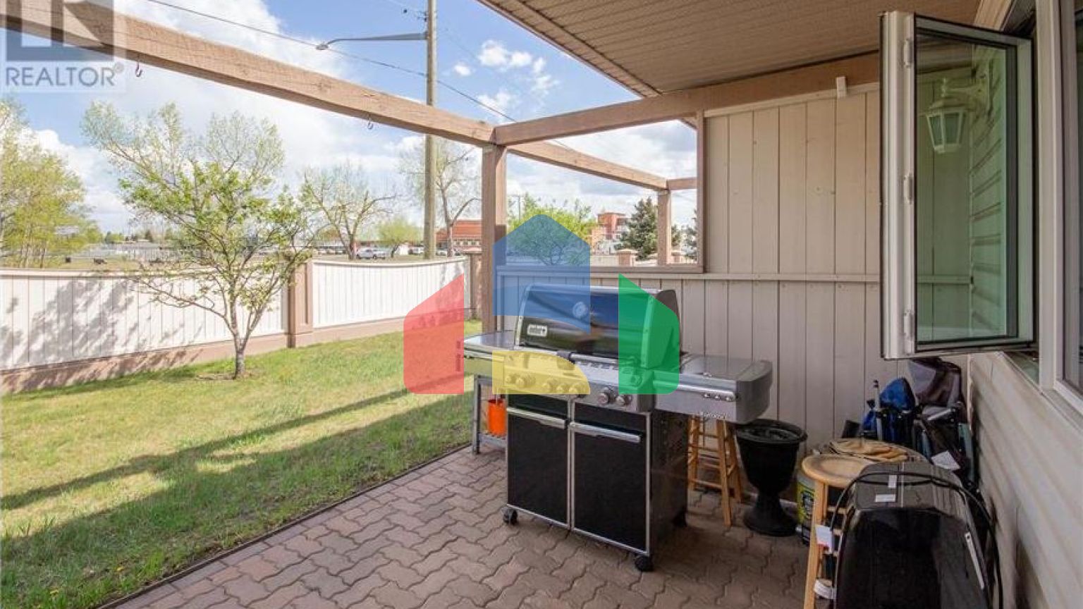 Residential - Condo/Apartment - Dawson Creek, Canada - Canada