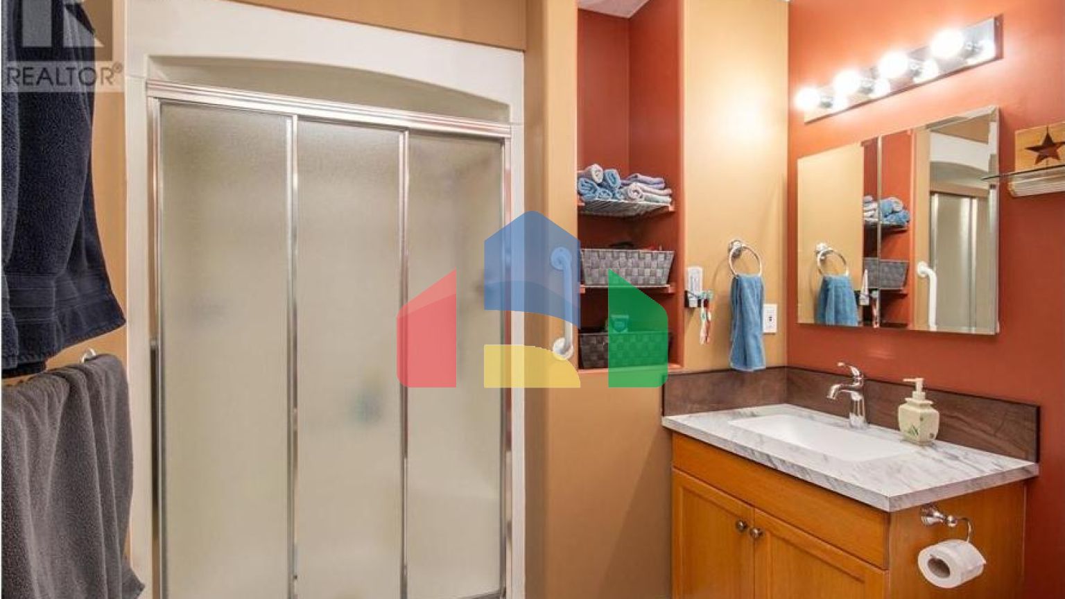 Residential - Condo/Apartment - Dawson Creek, Canada - Canada