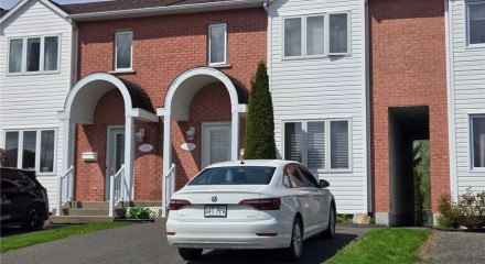 Residential - Two Level House - Drummondville, Canada - Canada