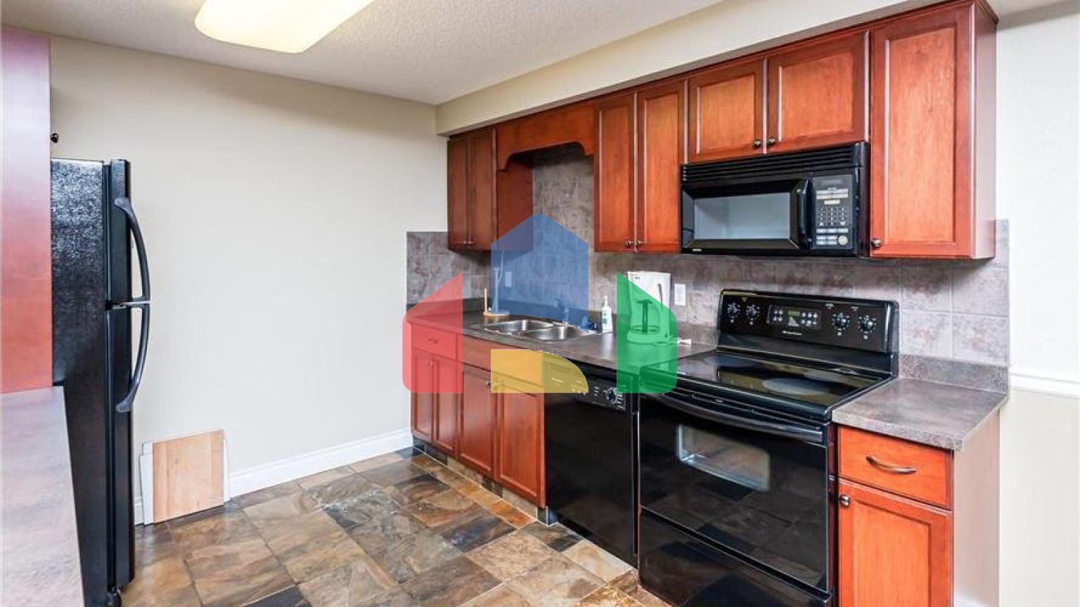 Residential - Condo/Apartment - Edmonton, Canada - Canada