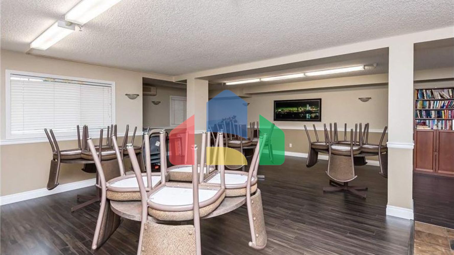 Residential - Condo/Apartment - Edmonton, Canada - Canada