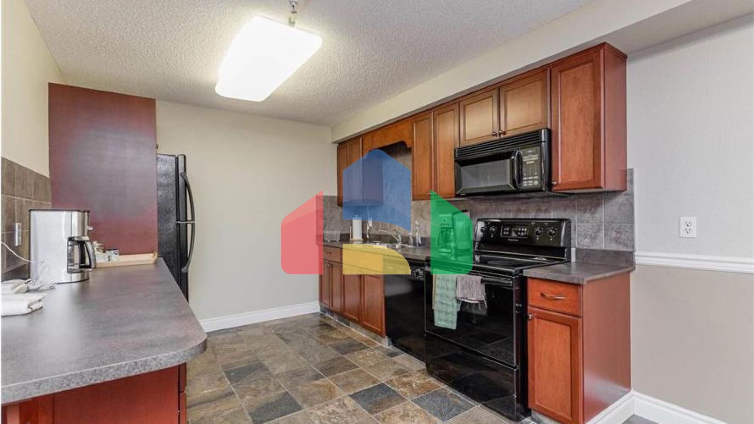 Residential - Condo/Apartment - Edmonton, Canada - Canada