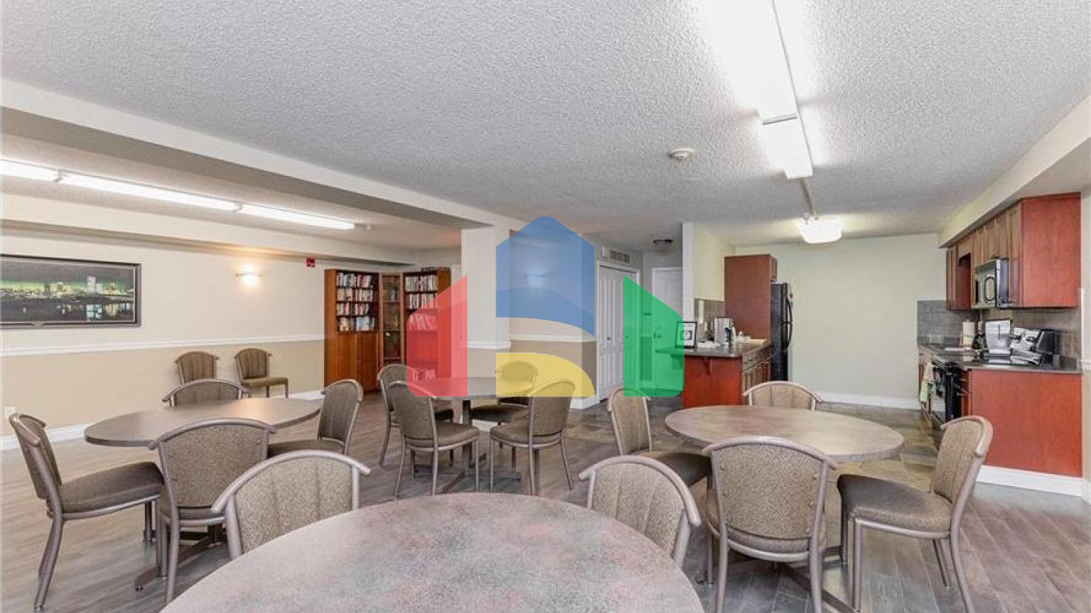 Residential - Condo/Apartment - Edmonton, Canada - Canada