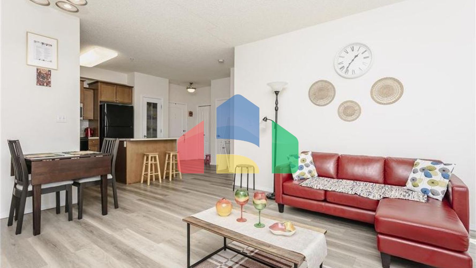 Residential - Condo/Apartment - Edmonton, Canada - Canada