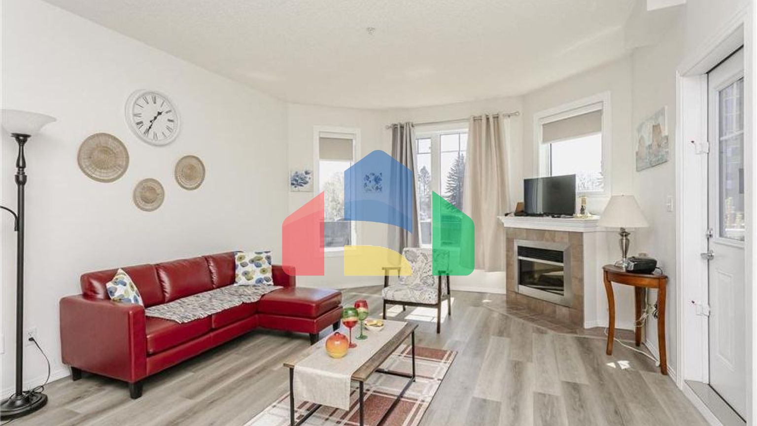 Residential - Condo/Apartment - Edmonton, Canada - Canada