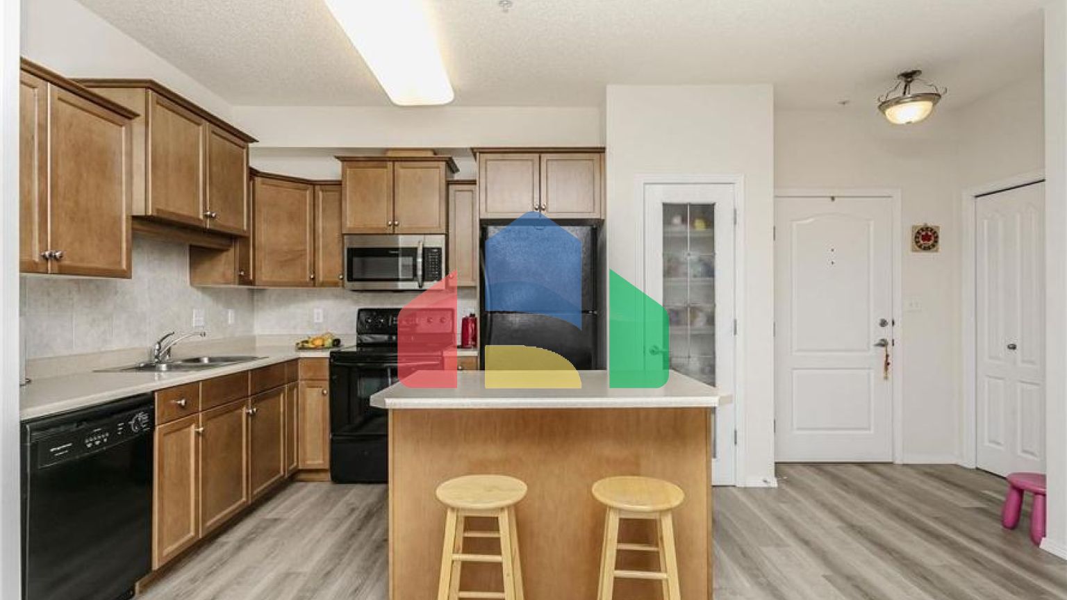 Residential - Condo/Apartment - Edmonton, Canada - Canada
