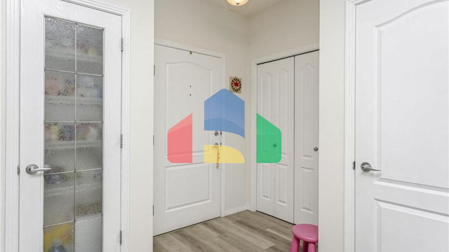 Residential - Condo/Apartment - Edmonton, Canada - Canada