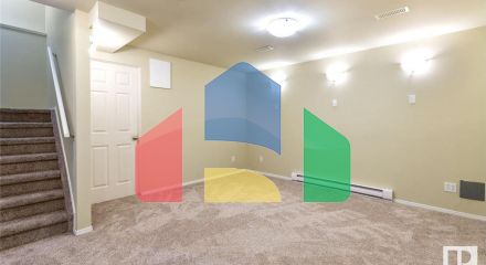 Residential - Single Family Home - Edmonton, Canada - Canada